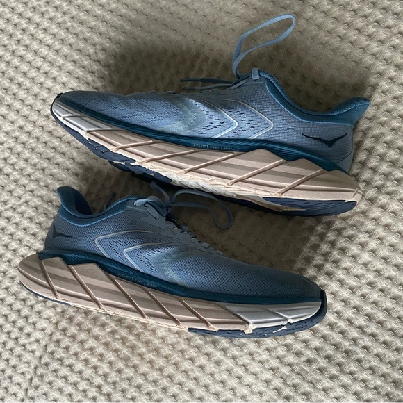 Arahi 5 hokas - Picture 5 of 8